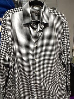 Banana Republic Men’s Navy and White Gingham Button-Up Shirt